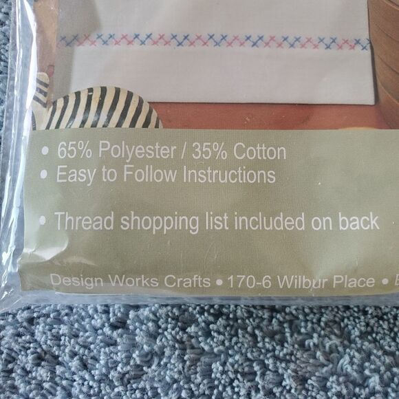 NEW Tobin Stamped for Embroidery  Kittens Kitchen Towels Set of 2 - Picture 4 of 6